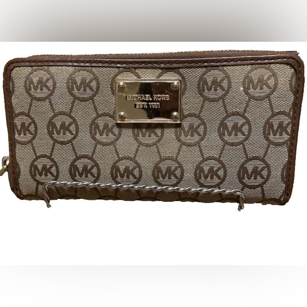 Michael Kors Brown Long Wallet- Like New